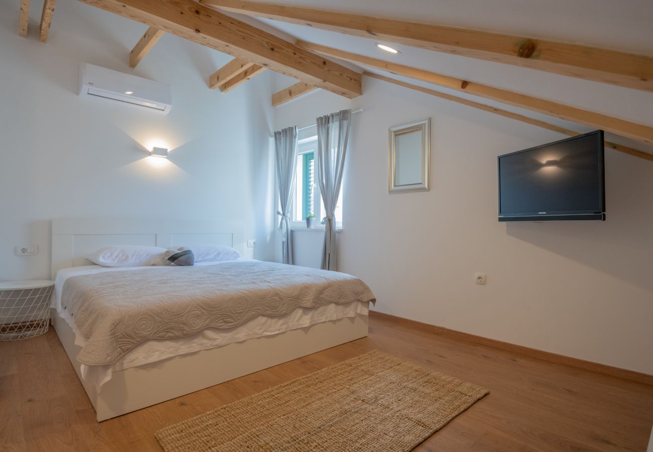 House in Donji Proložac - Poolincluded - Luxury Villa Prolozac