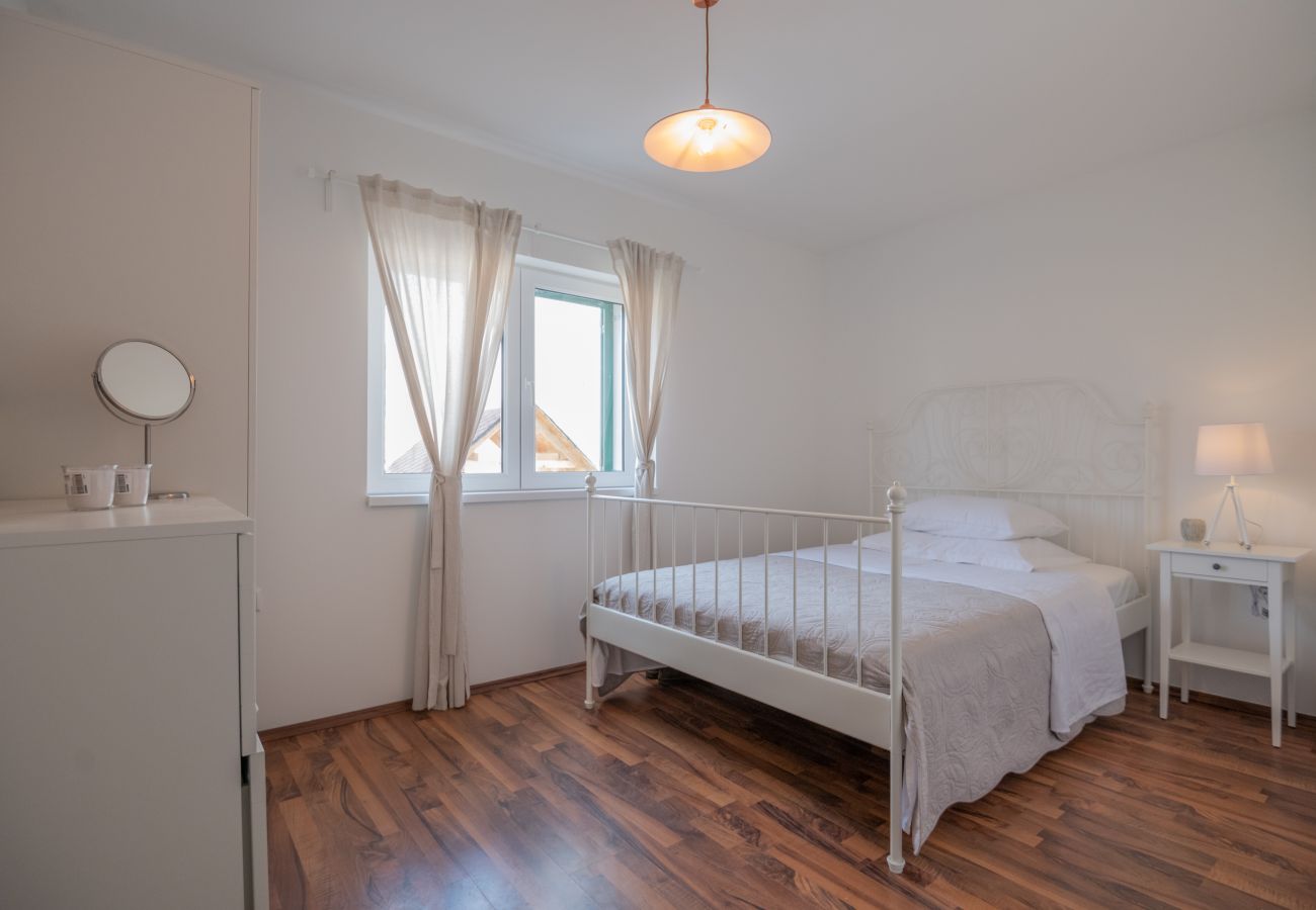 House in Donji Proložac - Poolincluded - Luxury Villa Prolozac
