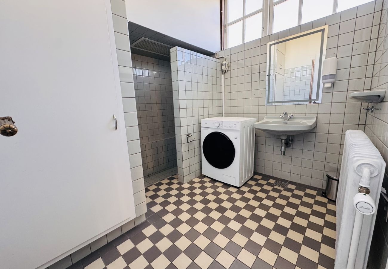 Apartment in Aalborg - aday - Aalborg Mansion - 3 Bedrooms Apartment