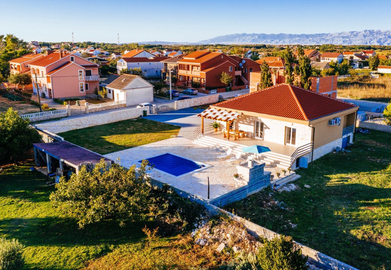 House in Privlaka - Poolincluded - Villa Privlaka