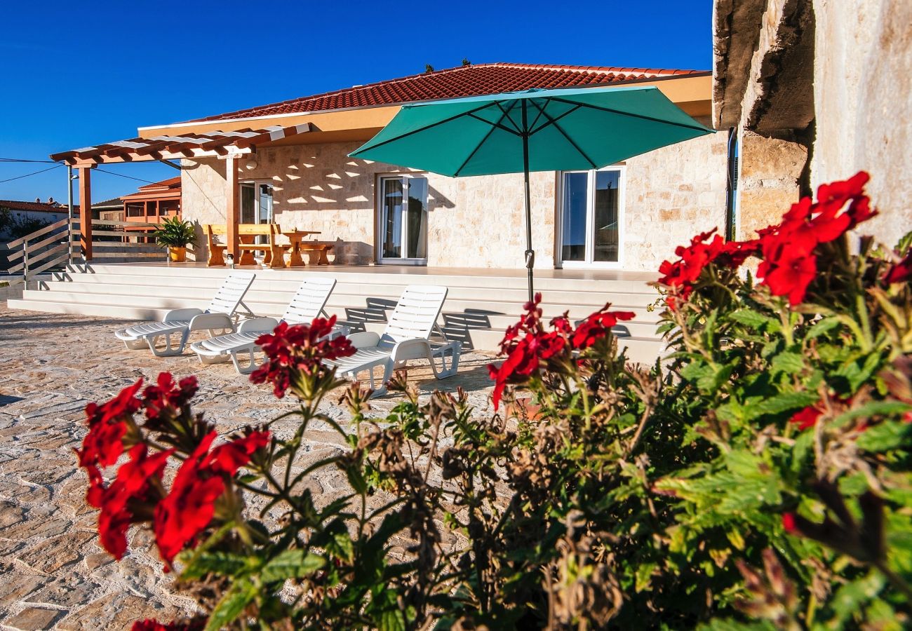 House in Privlaka - Poolincluded - Villa Privlaka