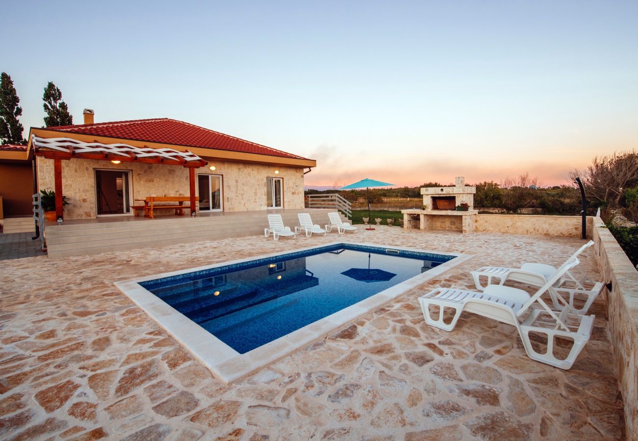 House in Privlaka - Poolincluded - Villa Privlaka