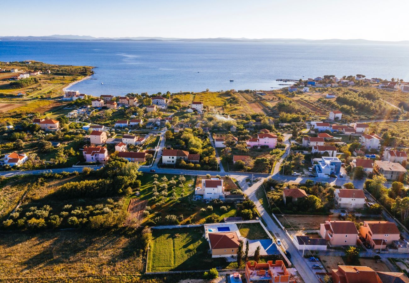 House in Privlaka - Poolincluded - Villa Privlaka