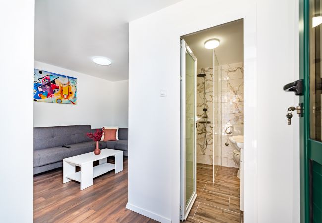 House in Perušic Benkovacki - Poolincluded - Villa Lana House in Perušic Benkovacki - Poolincluded - Villa Lana