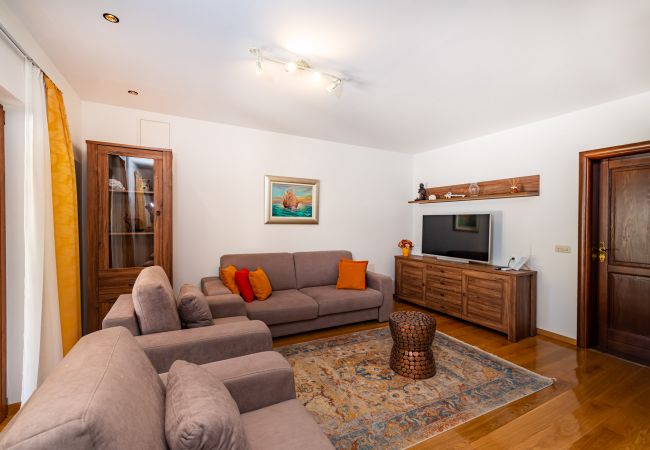 House in Debeljak - Poolincluded - Villa Dalmatia House in Debeljak - Poolincluded - Villa Dalmatia
