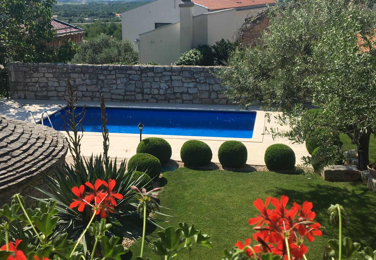 House in Višnjan - Poolincluded - Villa Adriana