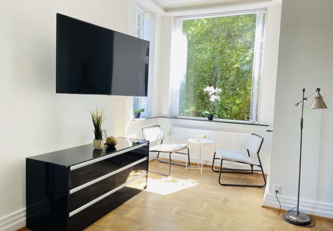  in Aalborg - aday - Aalborg mansion - Open bright apartment with garden