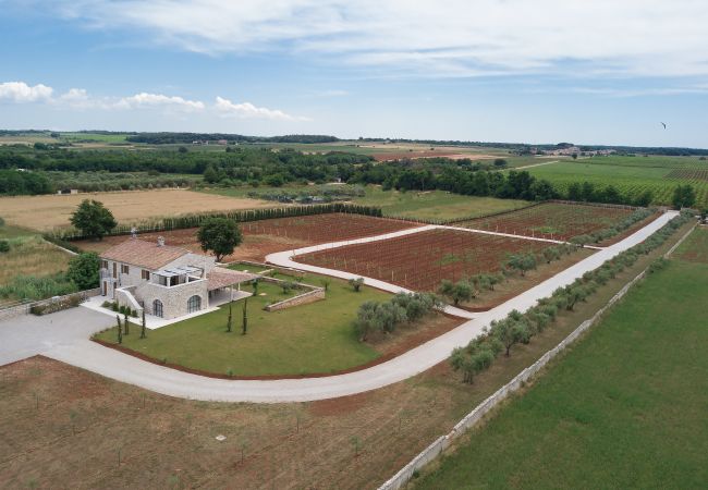 House in Finida - Poolincluded - Stancija Katarina di Maladel House in Finida - Poolincluded - Stancija Katarina di Maladel