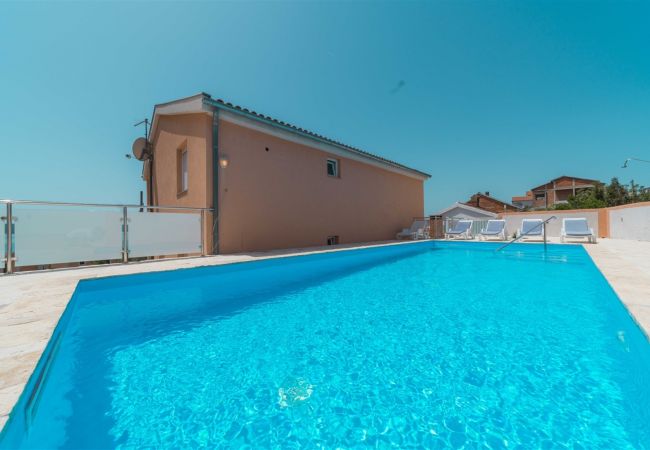 House in Maslenica - Poolincluded - Villa Maja House in Maslenica - Poolincluded - Villa Maja