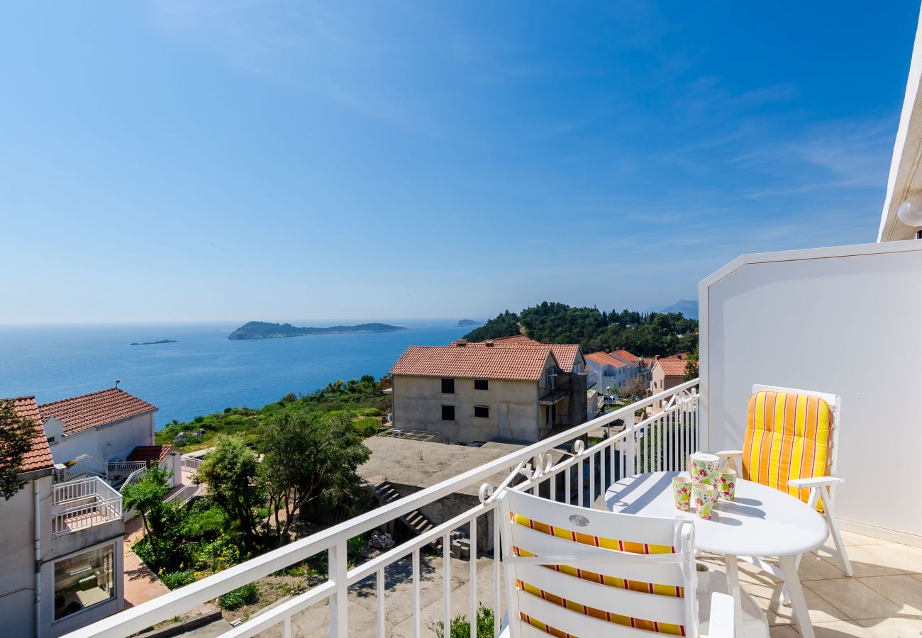 Apartment in Cavtat - Seaview topfloor apartment Alpha with private balcony