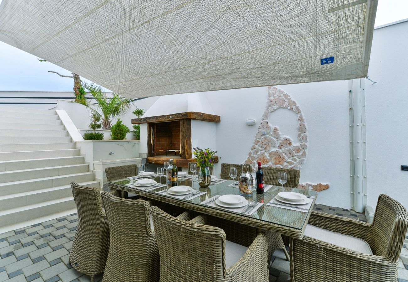 House in Maslenica - Poolincluded Luxury villa Saint Michel