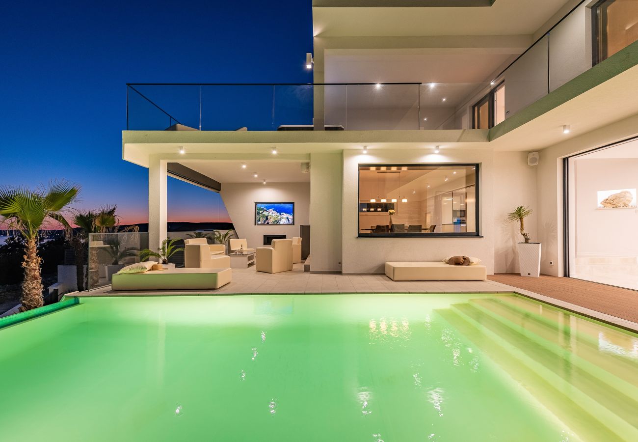 House in Maslenica - Poolincluded Luxury villa Saint Michel