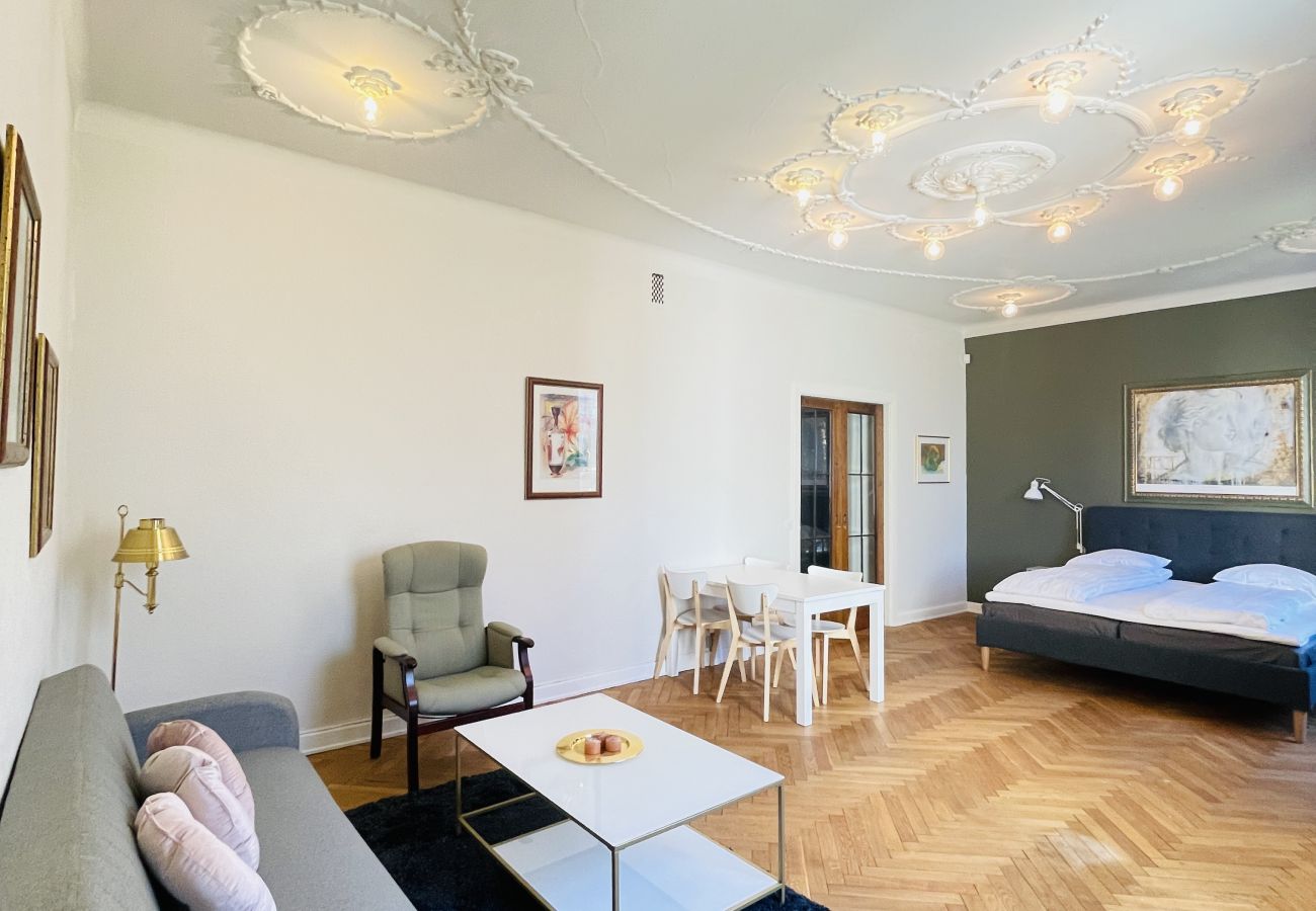 Rent by room in Frederikshavn - aday - Frederikshavn City Center - Luxuriuos room