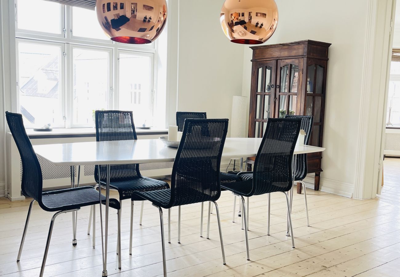 Apartment in Aalborg - aday - Delightful apartment in the heart of Aalborg
