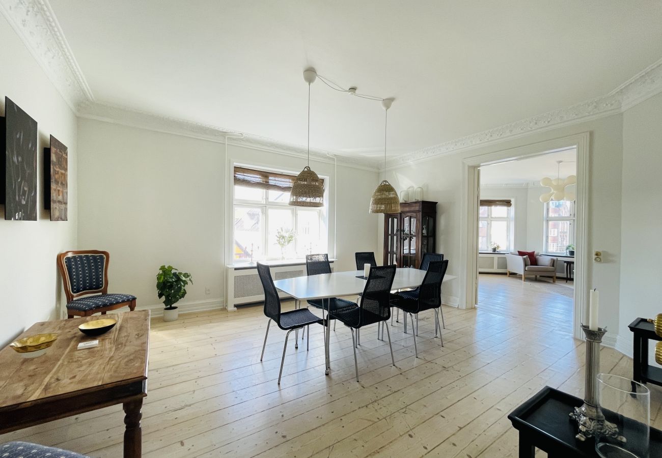Apartment in Aalborg - aday - Delightful apartment in the heart of Aalborg