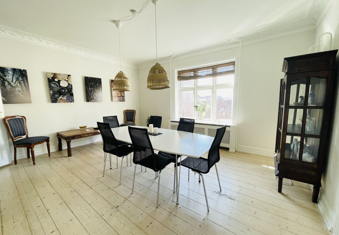 Apartment in Aalborg - aday - Delightful apartment in the heart of Aalborg