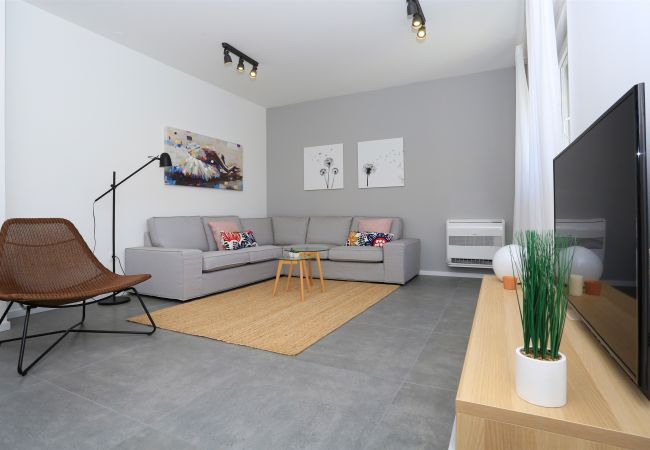 House in Šibenik - Poolincluded - Villa Sibenik House in Šibenik - Poolincluded - Villa Sibenik