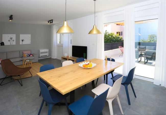 House in Šibenik - Poolincluded - Villa Sibenik House in Šibenik - Poolincluded - Villa Sibenik