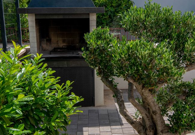 House in Šibenik - Poolincluded - Villa Sibenik House in Šibenik - Poolincluded - Villa Sibenik