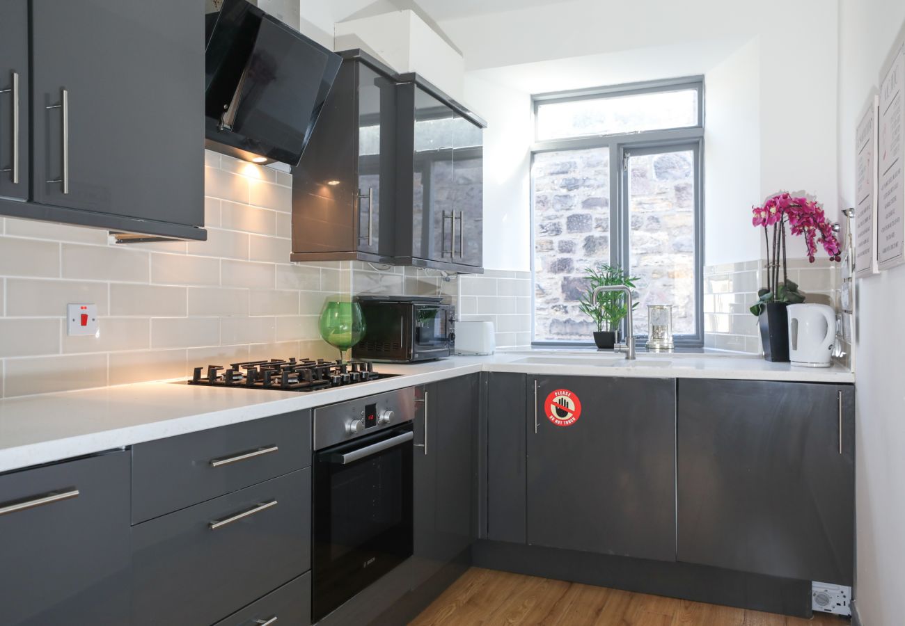 Apartment in Edinburgh - Luxury Modern 3 Bed City Centre Apartment