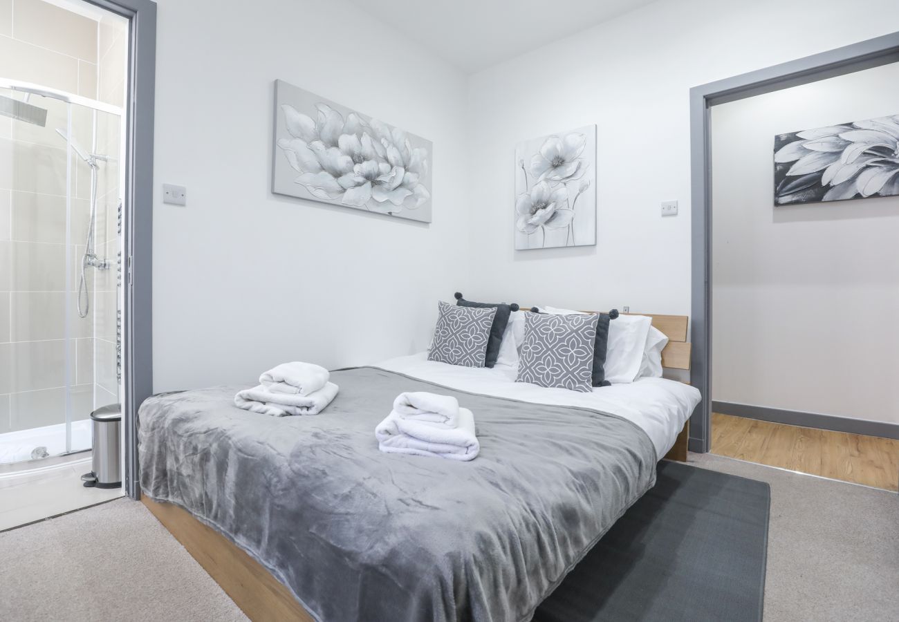 Apartment in Edinburgh - Luxury Modern 3 Bed City Centre Apartment