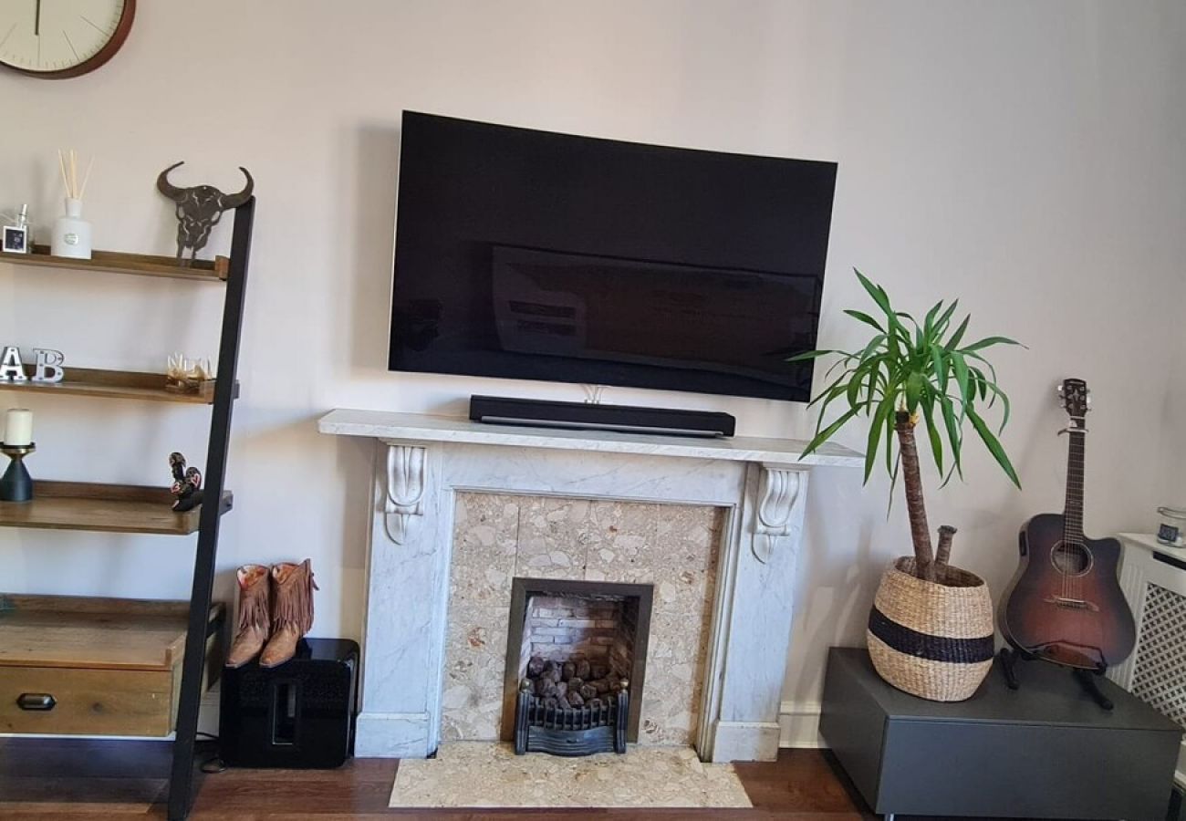 Apartment in Edinburgh - Stunning  2 Bedroom Georgian Apartment 