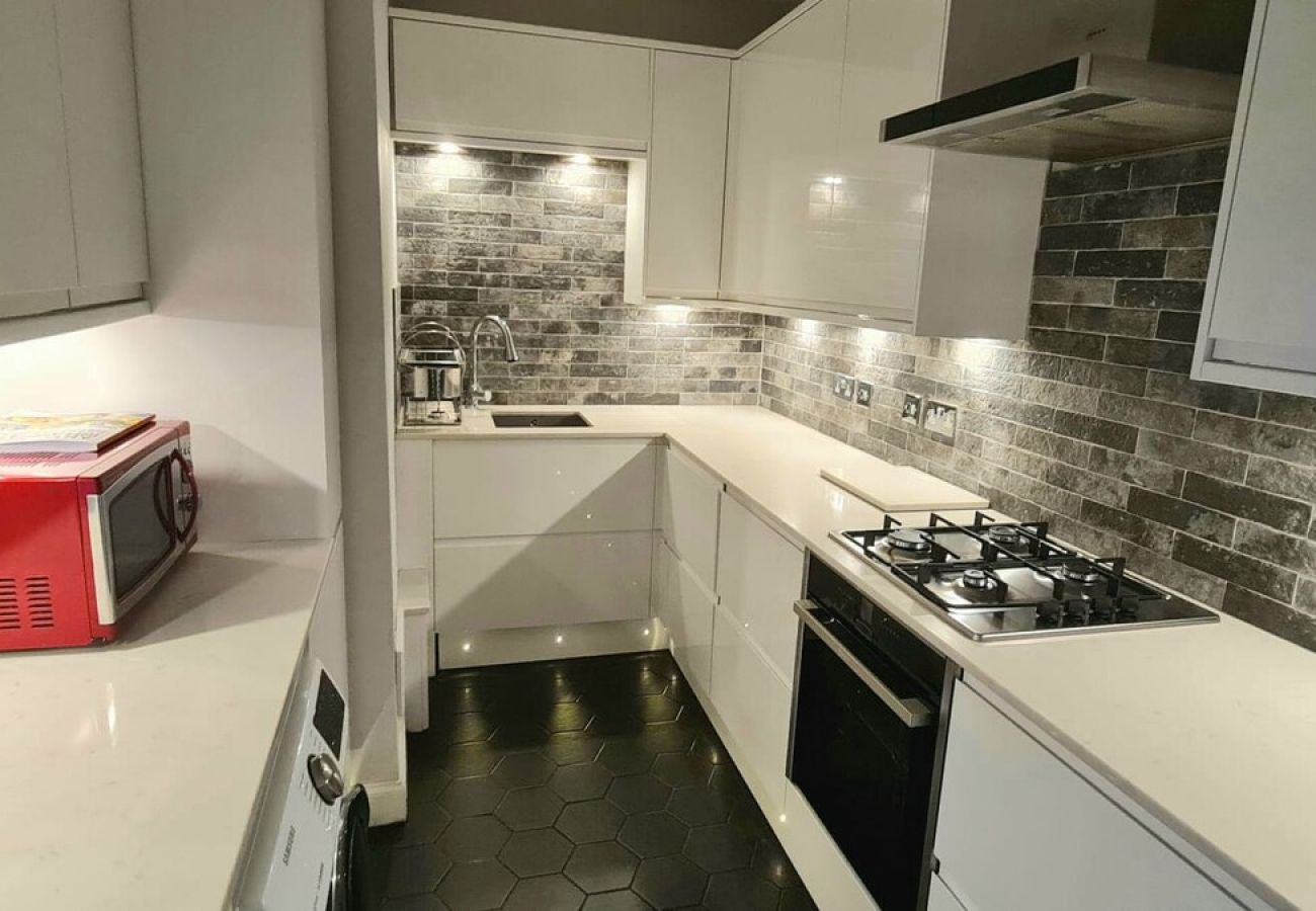 Apartment in Edinburgh - Stunning  2 Bedroom Georgian Apartment 