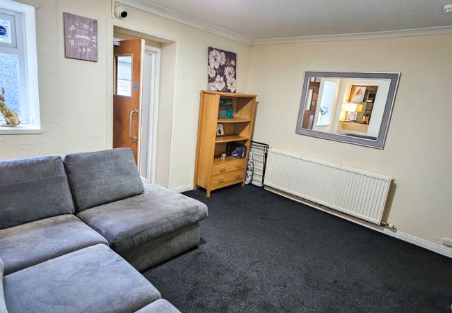 Rent by room in Inverness - mySTAYINN Telford Guest House Room 2 Rent by room in Inverness - mySTAYINN Telford Guest House Room 2