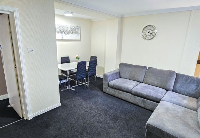 Rent by room in Inverness - mySTAYINN Telford Guest House Room 2 Rent by room in Inverness - mySTAYINN Telford Guest House Room 2