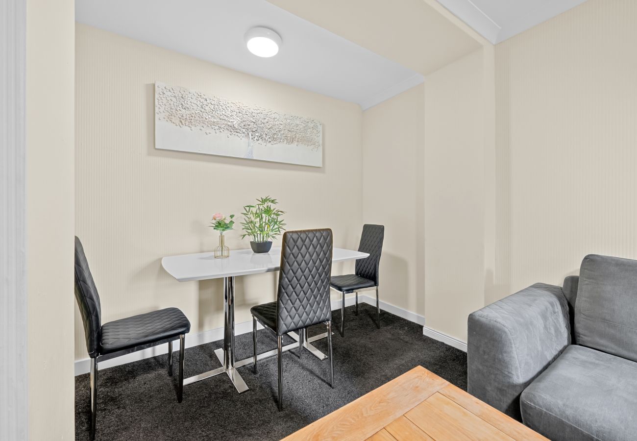 Rent by room in Inverness - mySTAYINN Telford Guest House Room 2