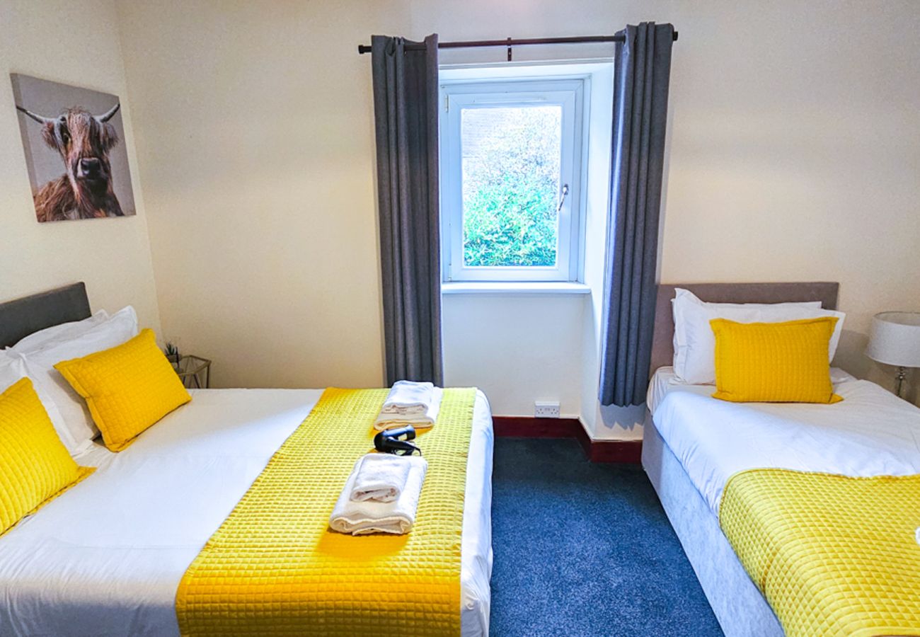 Rent by room in Inverness - mySTAYINN Telford Guest House Room 4