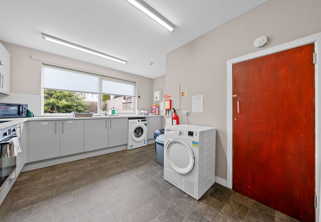 Rent by room in Inverness - mySTAYINN Telford Guest House Room 5