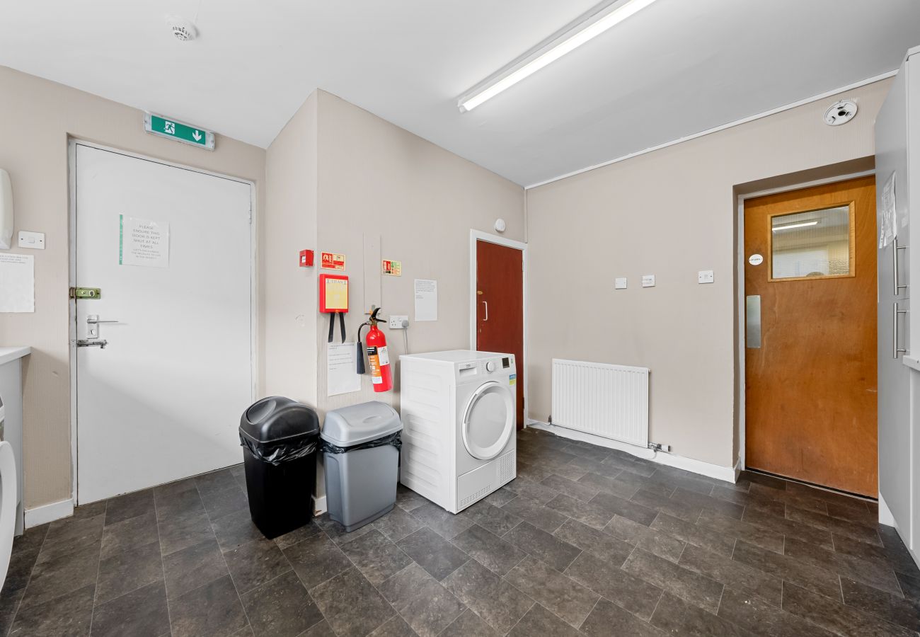 Rent by room in Inverness - mySTAYINN Telford Guest House Room 6