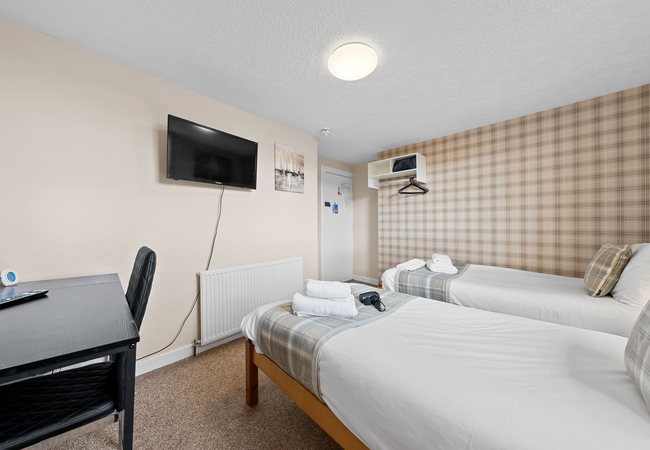 Rent by room in Inverness - mySTAYINN Telford Guest House Room 6