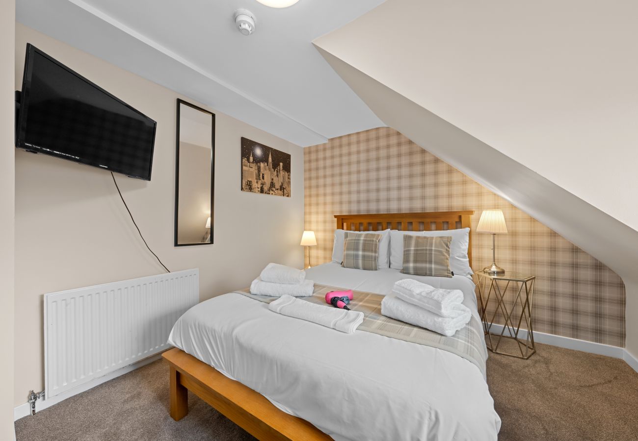 Rent by room in Inverness - mySTAYINN Telford Guest House Room 7