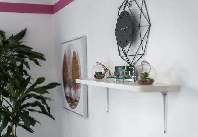 Apartment in Edinburgh - Spacious 3 Bedroom Apartment - Free Parking - Edinburgh Apartment in Edinburgh - Spacious 3 Bedroom Apartment - Free Parking - Edinburgh