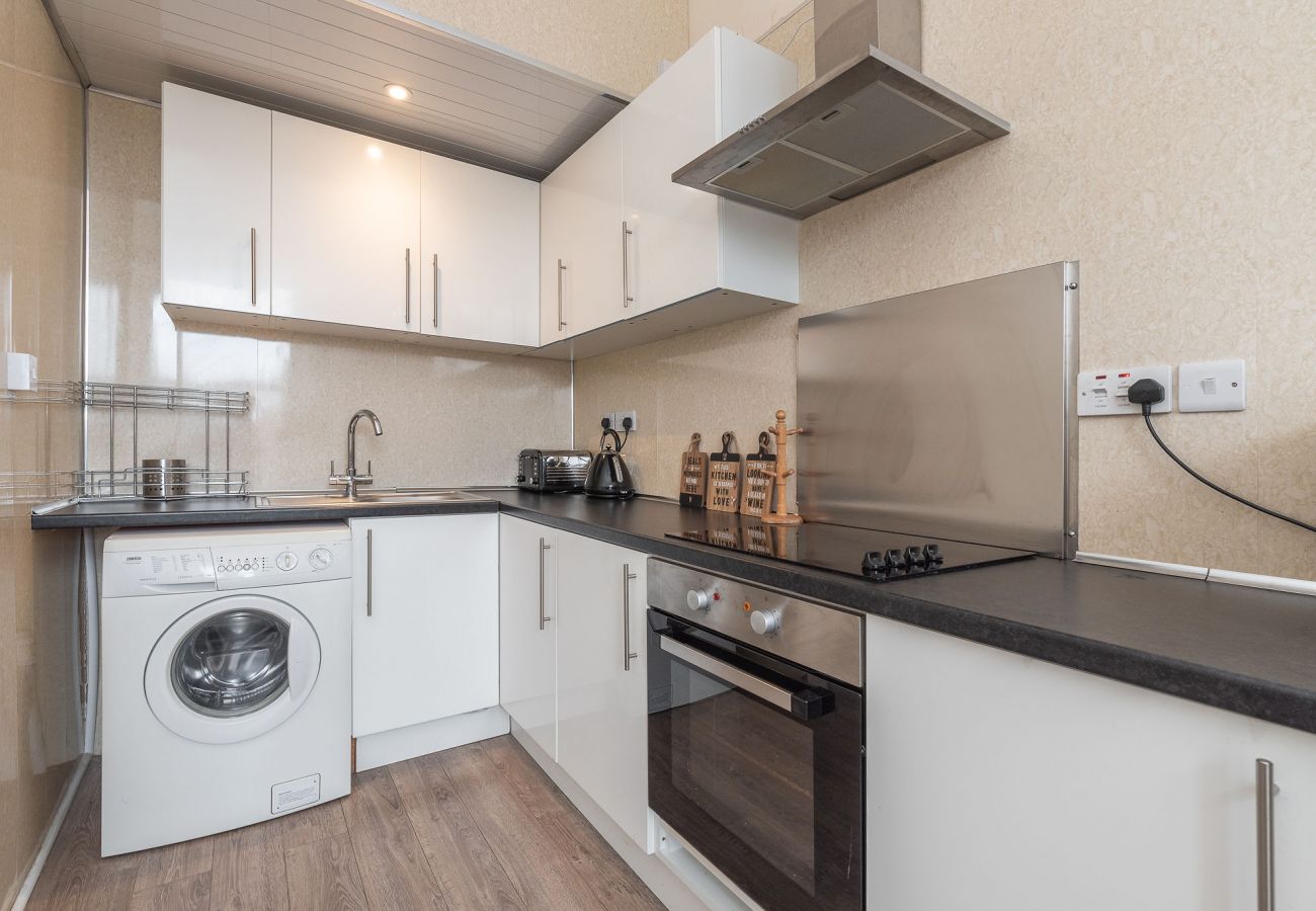 Rent by room in Edinburgh - Cosy Edinburgh - Double-Room Ensuite - Spittal st