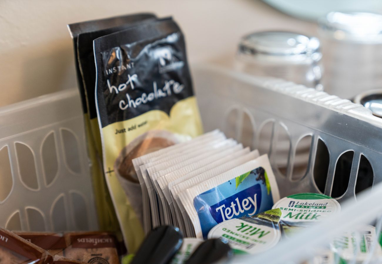 Rent by room in Inverness - mySTAYINN Strathblane Guest House Room 1 