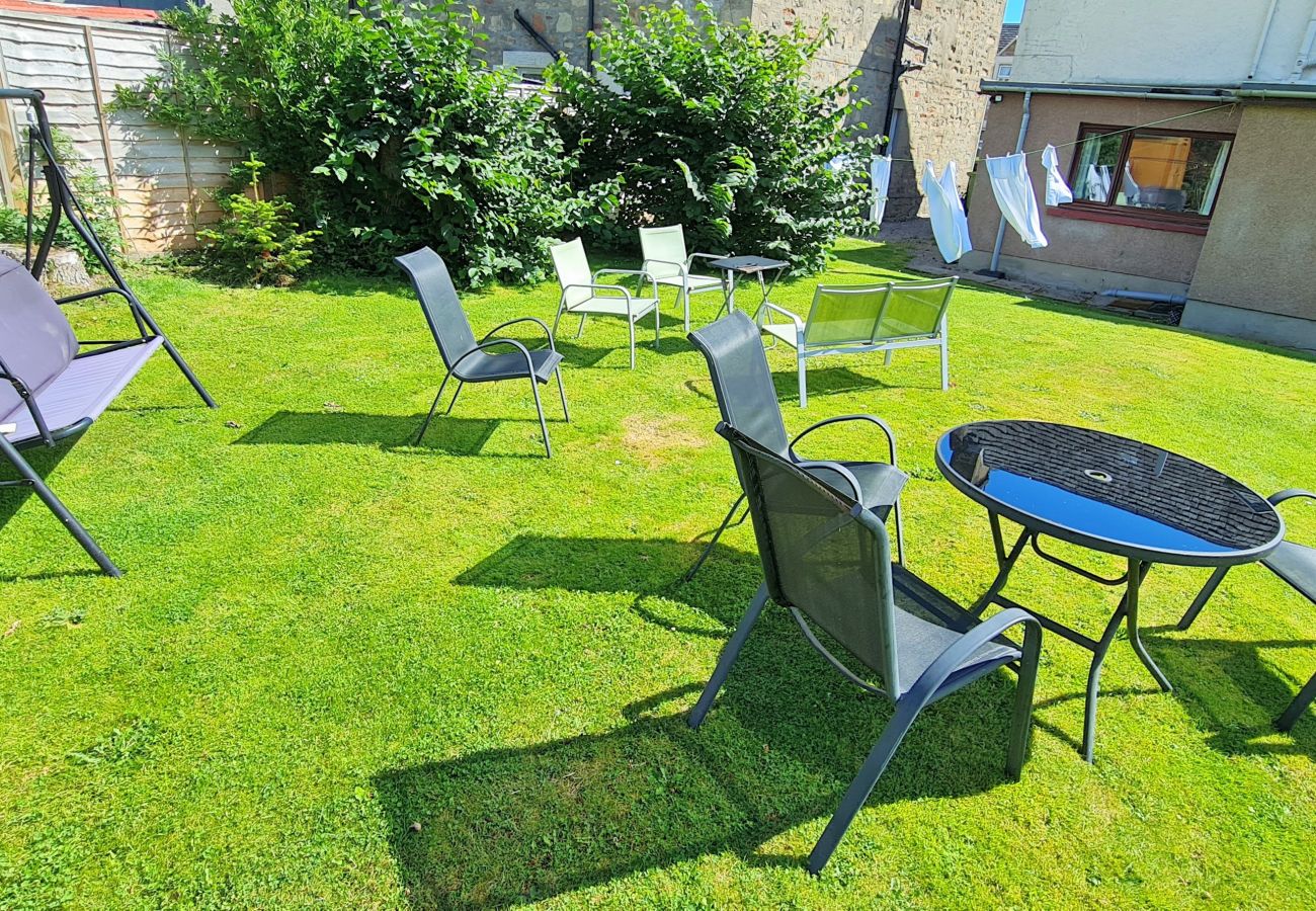 Rent by room in Inverness - mySTAYINN Strathblane Guest House Room 6