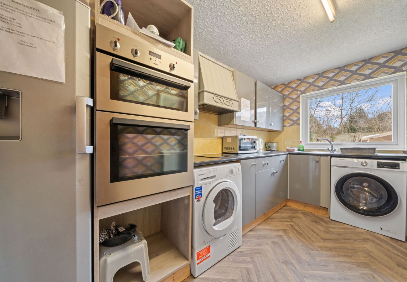 Rent by room in Inverness - mySTAYINN Strathblane Guest House Room 6