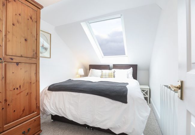 Apartment in Edinburgh - Penthouse Apartment on Royal Mile | Three Bed