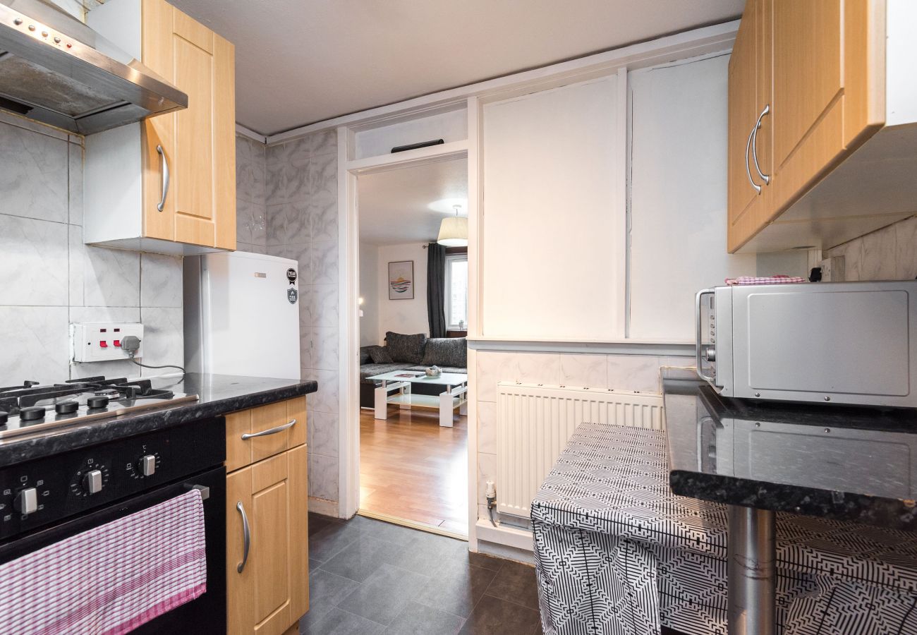 Apartment in Edinburgh - Homely 2 Bedroom Apartment - Edinburgh