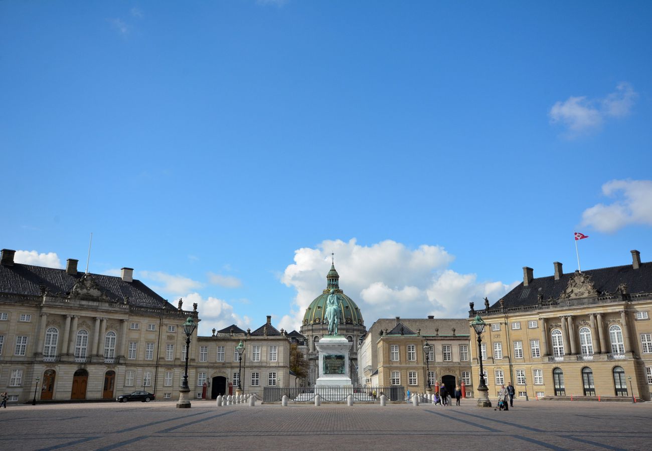Apartment in København - Top Location in the heart of Copenhagen - with balcony!