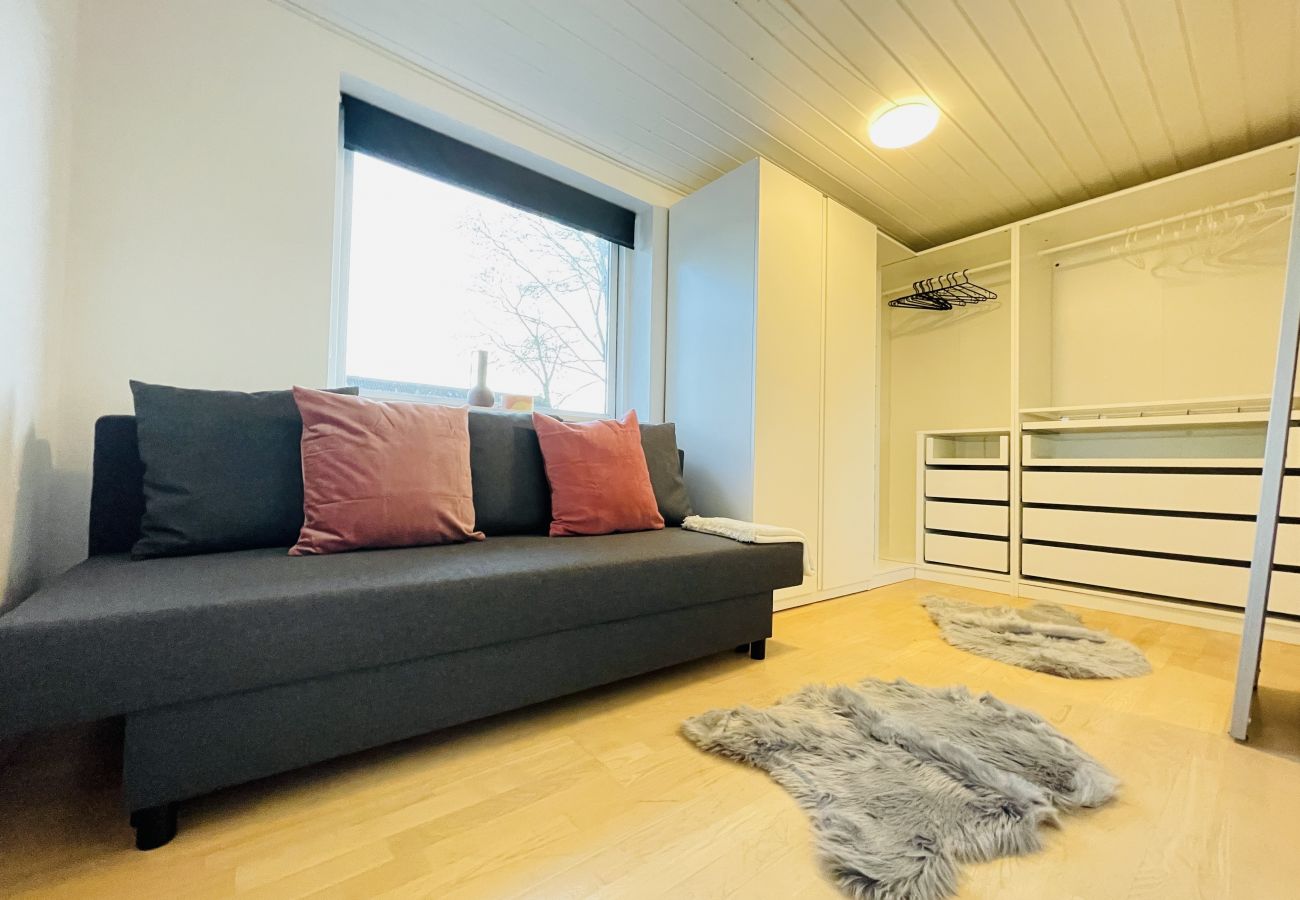 Apartment in Svenstrup - aday - 3 bedrooms luxurious apartment in Svenstrup