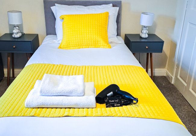 House in Inverness - mySTAYINN Telford 7 Bedroom House House in Inverness - mySTAYINN Telford 7 Bedroom House