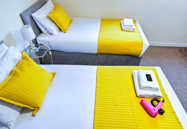 House in Inverness - mySTAYINN Telford 7 Bedroom House House in Inverness - mySTAYINN Telford 7 Bedroom House