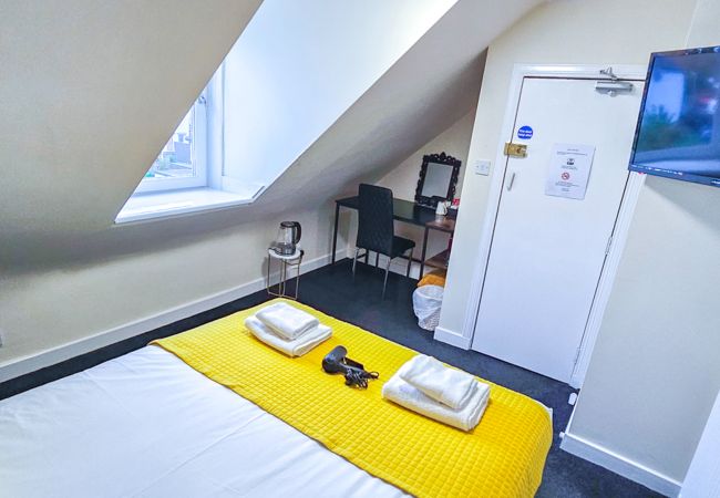 House in Inverness - mySTAYINN Telford 7 Bedroom House House in Inverness - mySTAYINN Telford 7 Bedroom House