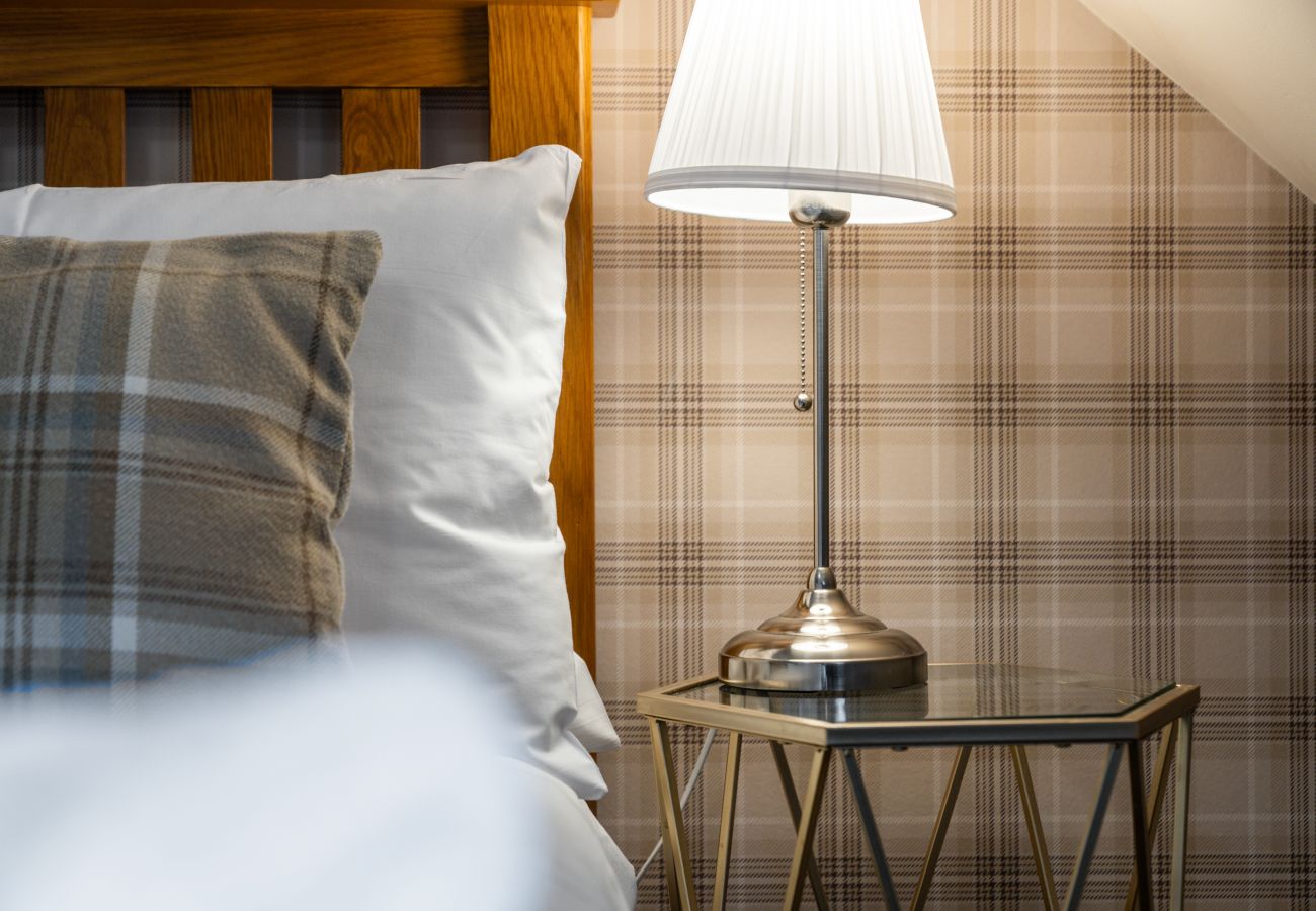 House in Inverness - mySTAYINN Telford 7 Bedroom House