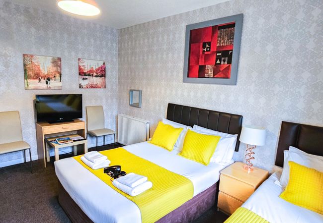 House in Inverness - mySTAYINN Strathblane 7 Bedroom House House in Inverness - mySTAYINN Strathblane 7 Bedroom House