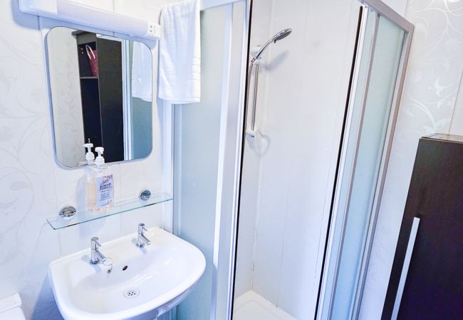 House in Inverness - mySTAYINN Strathblane 7 Bedroom House House in Inverness - mySTAYINN Strathblane 7 Bedroom House